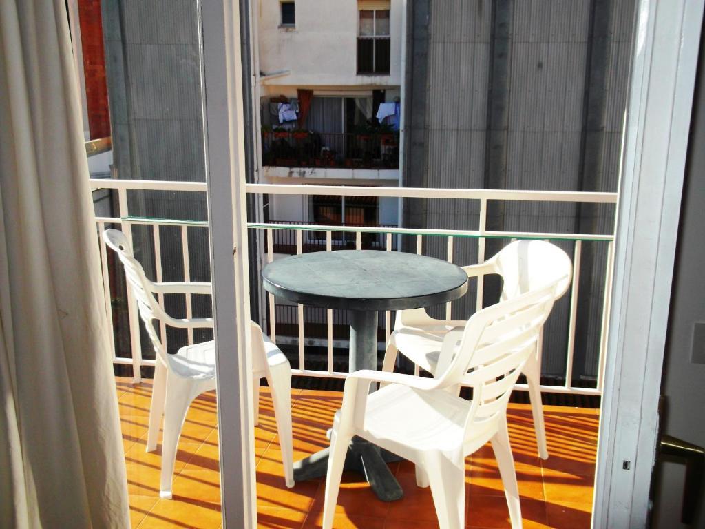 Apartamentos Ar Enjoy Costa Brava Lloret de Mar Rom bilde